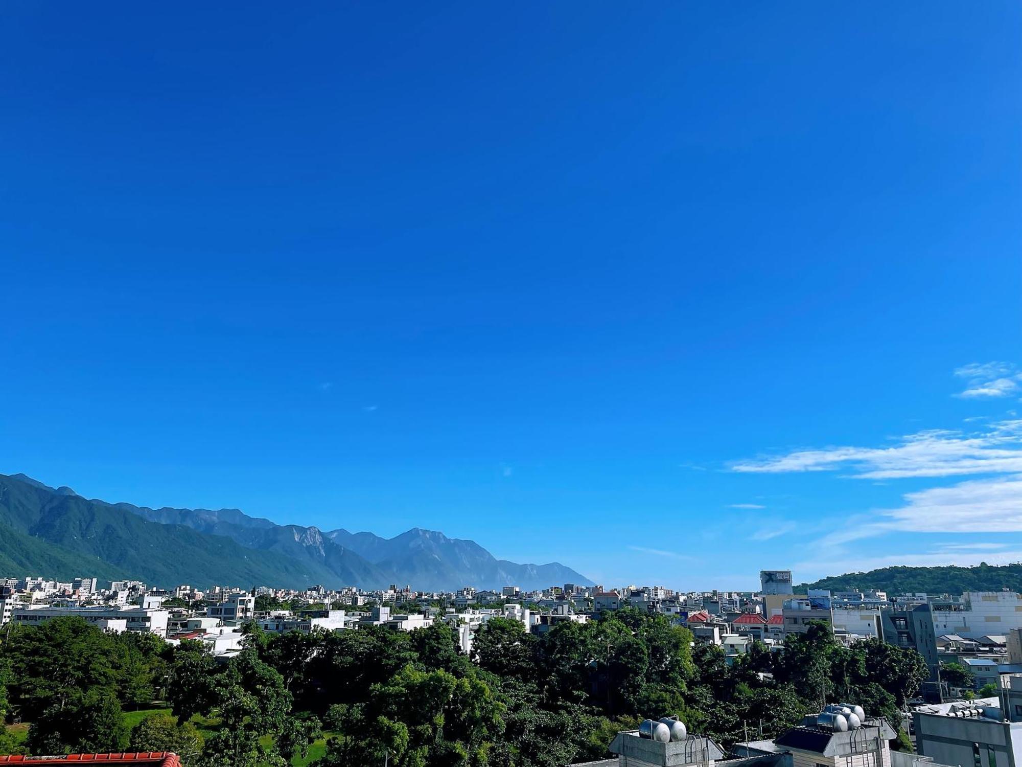 Ramada Encore By Wyndham Hualien Exterior photo