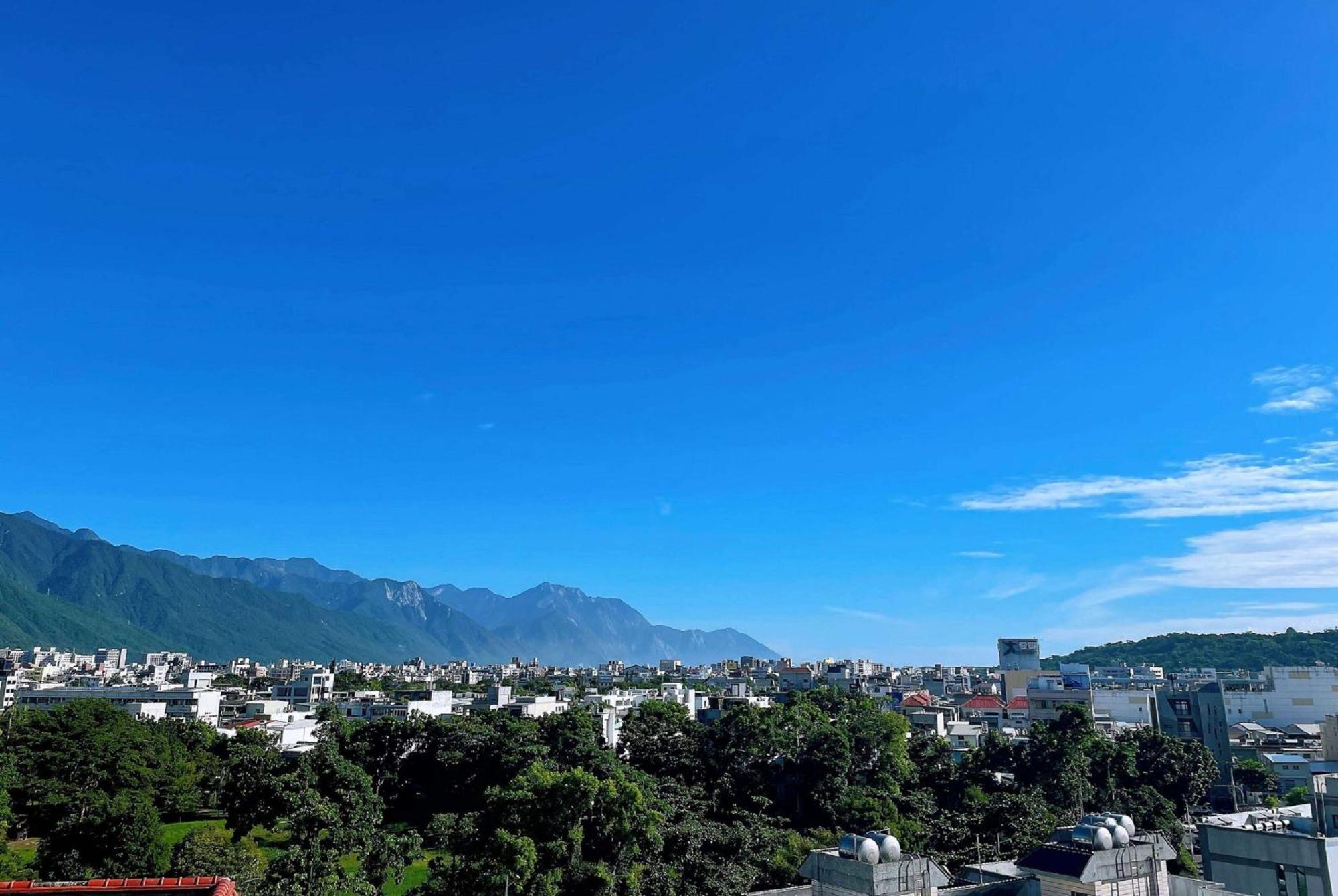 Ramada Encore By Wyndham Hualien Exterior photo